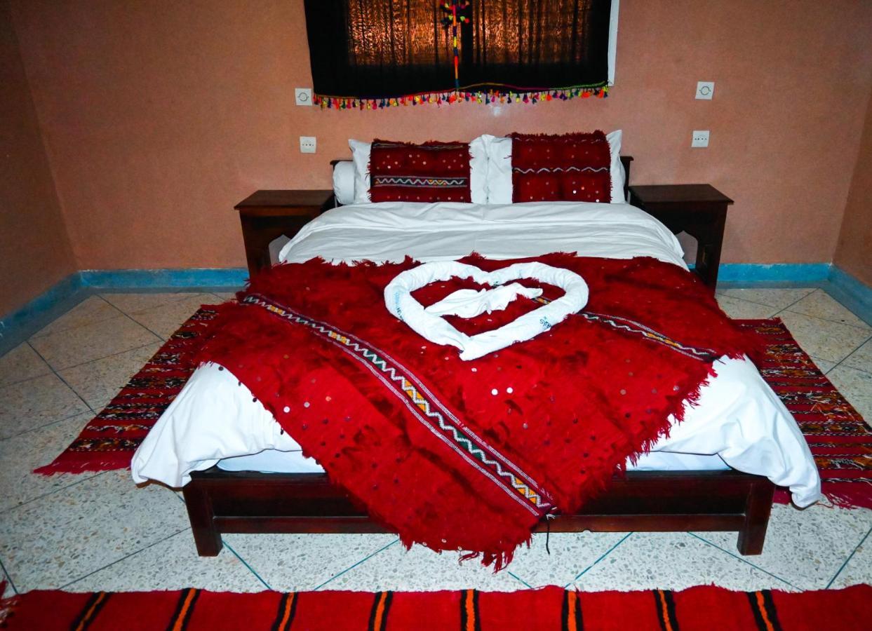 kasbah amlal Hotel Boumalne Dades Bagian luar foto